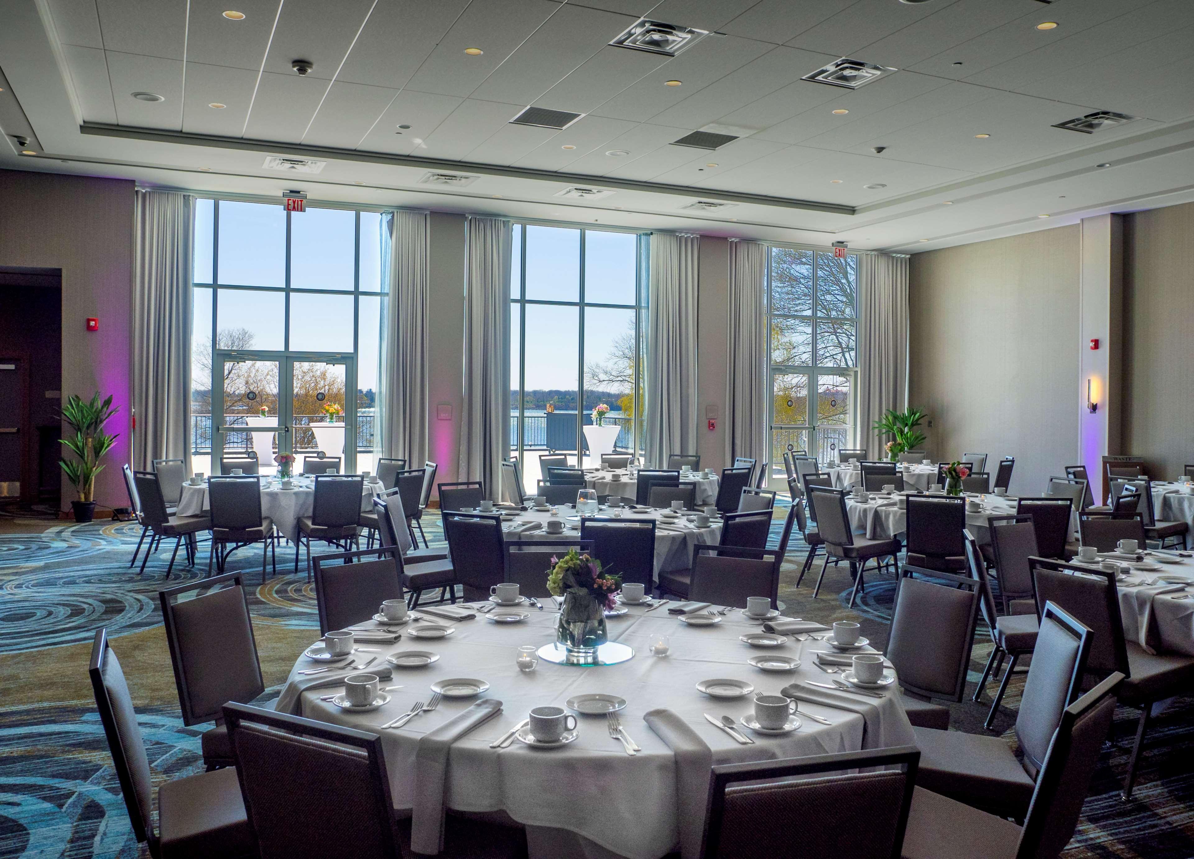 Doubletree By Hilton Hotel Niagara Falls New York Eksteriør billede