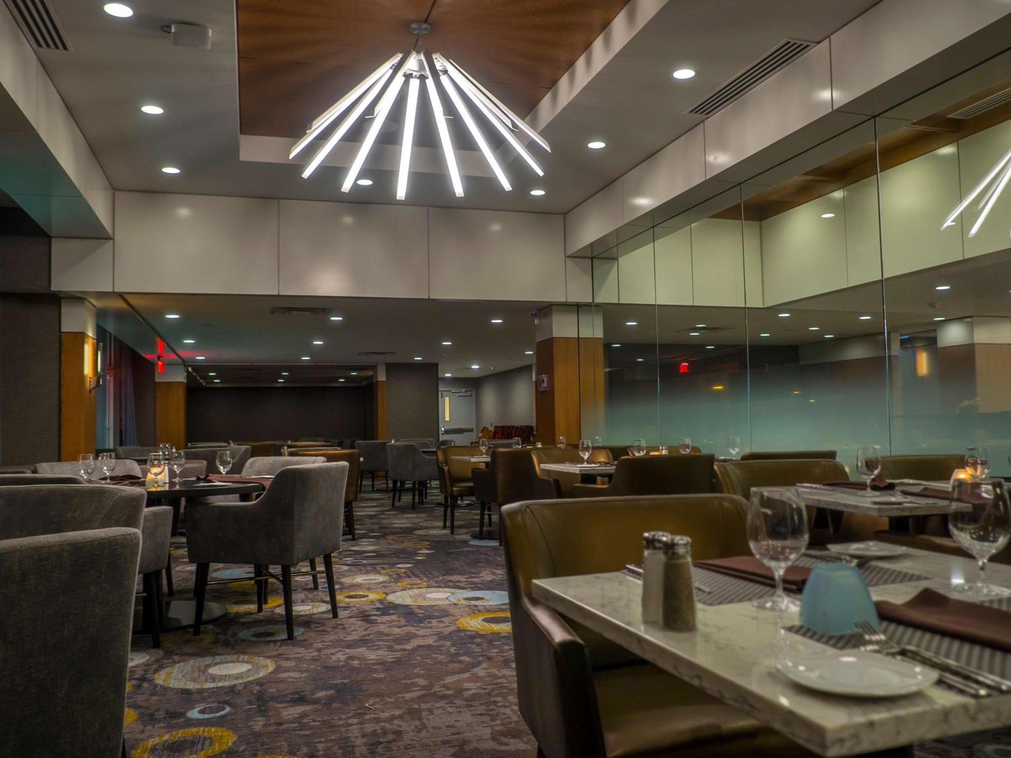 Doubletree By Hilton Hotel Niagara Falls New York Eksteriør billede